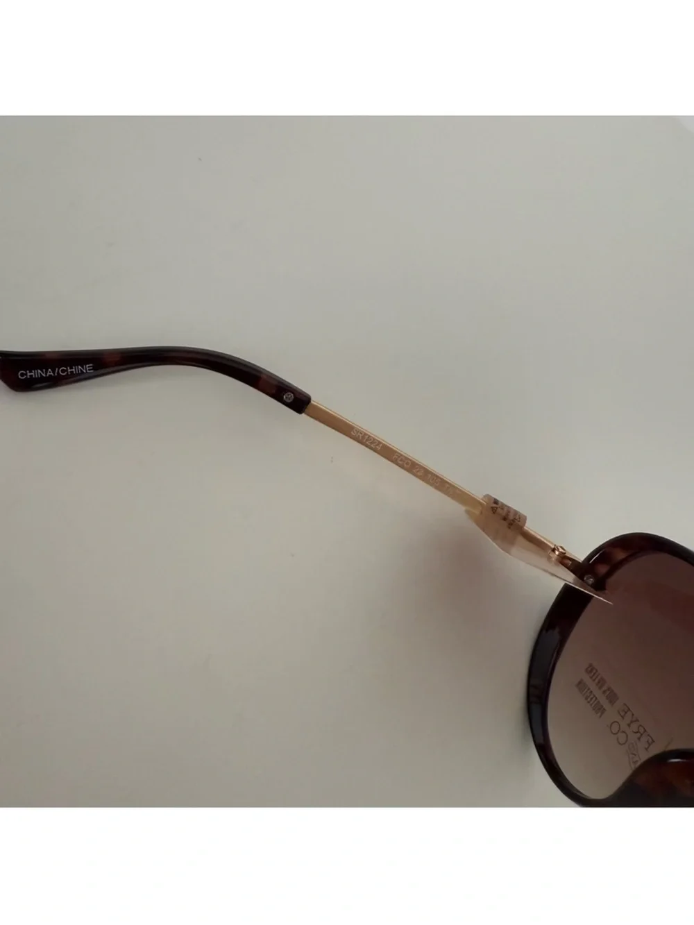 NEW Frye and Co Retro Navigator Aviator Sunglasses